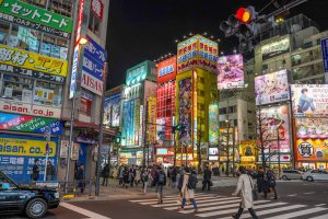 Akihabara de nuit.